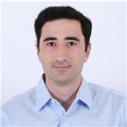 Effektiver Mathematik- und Sprachunterricht von erfahrenem Lehrer